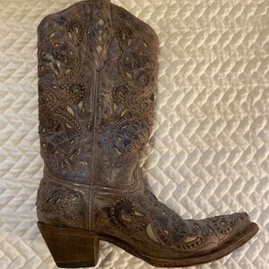 Embroidered Western Cowboy Boots